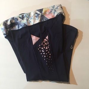 Ivivva leggings with pockets size 12